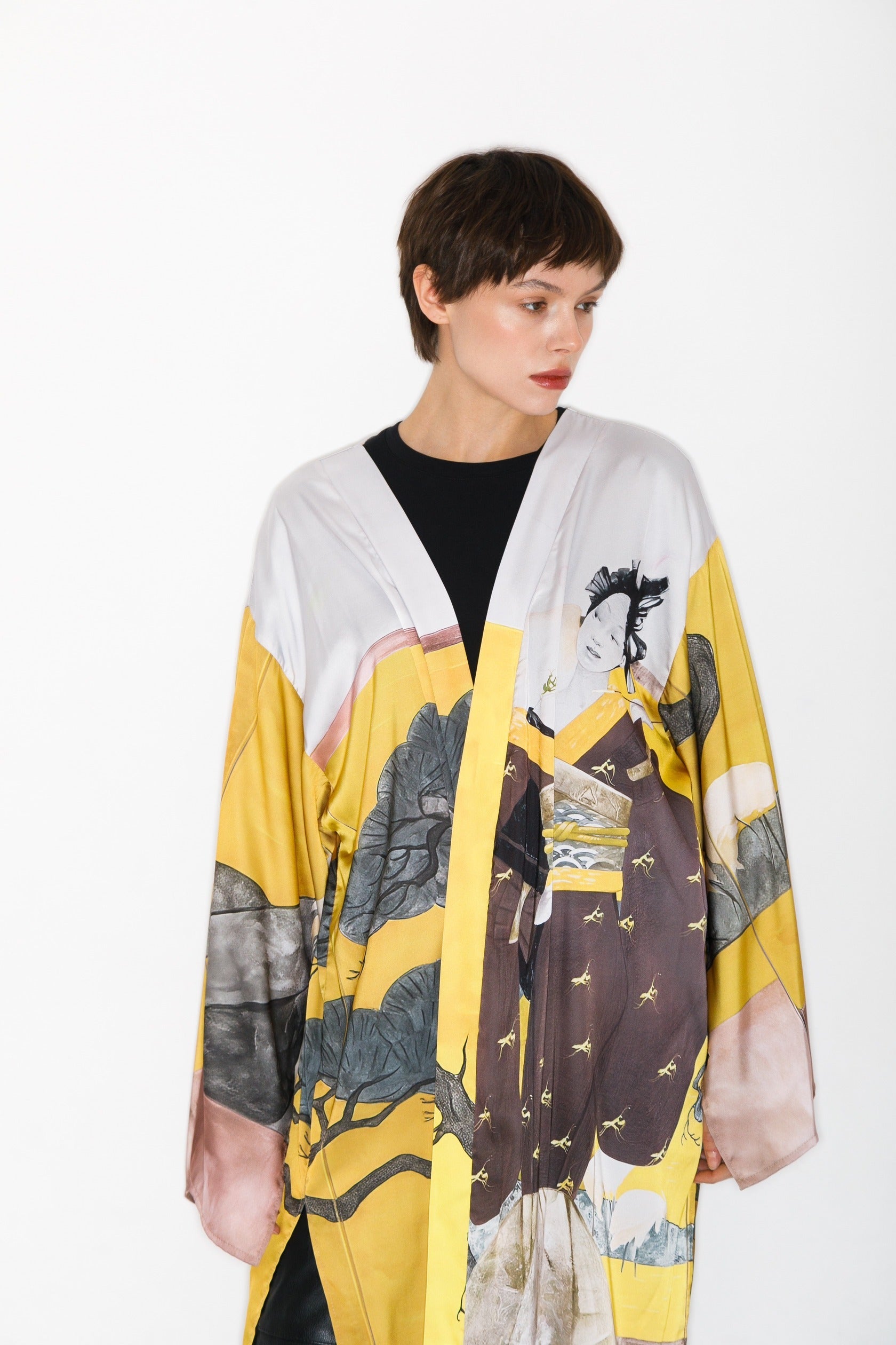 Scattered pears Kimono