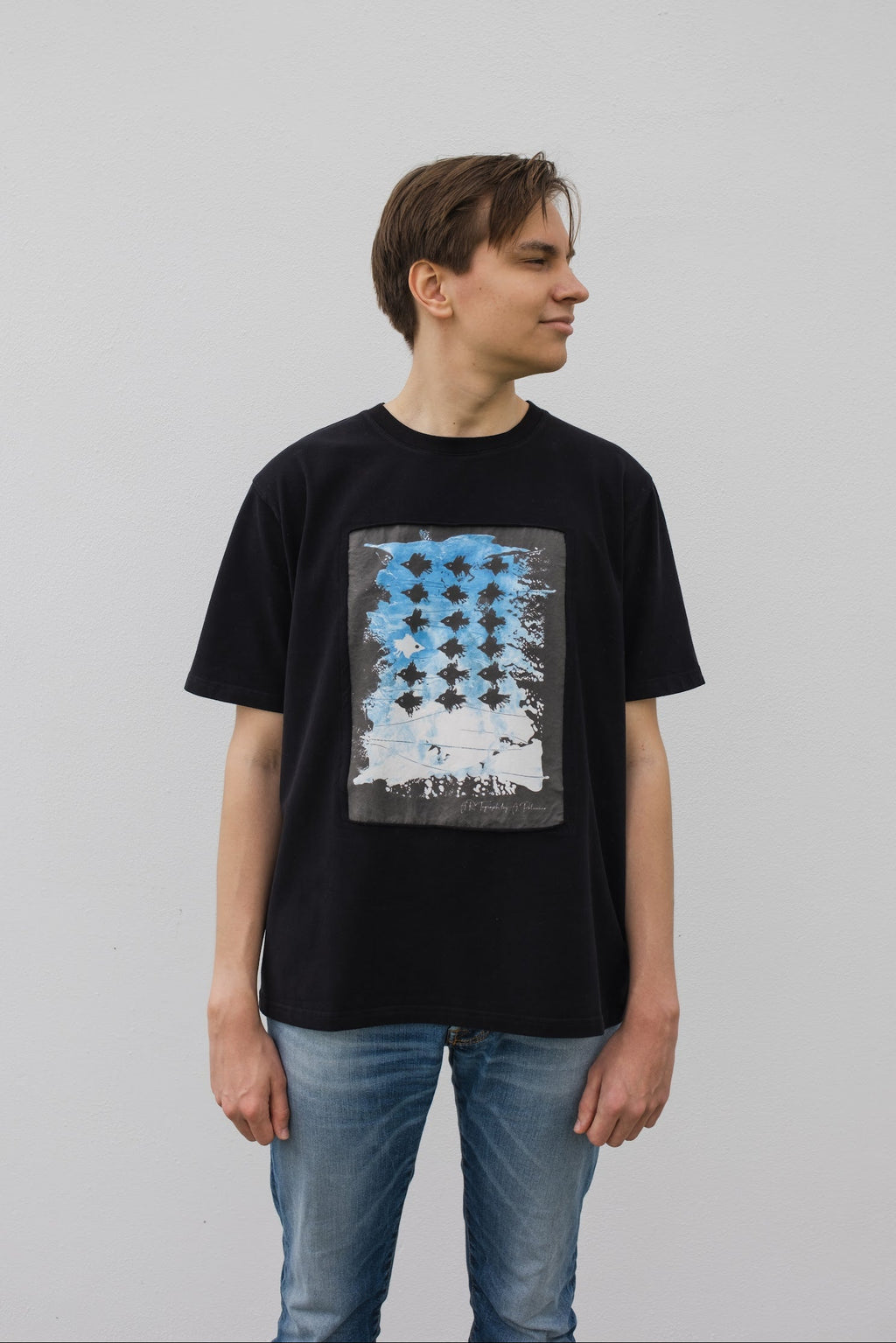 Being myself — The crows T-Shirt