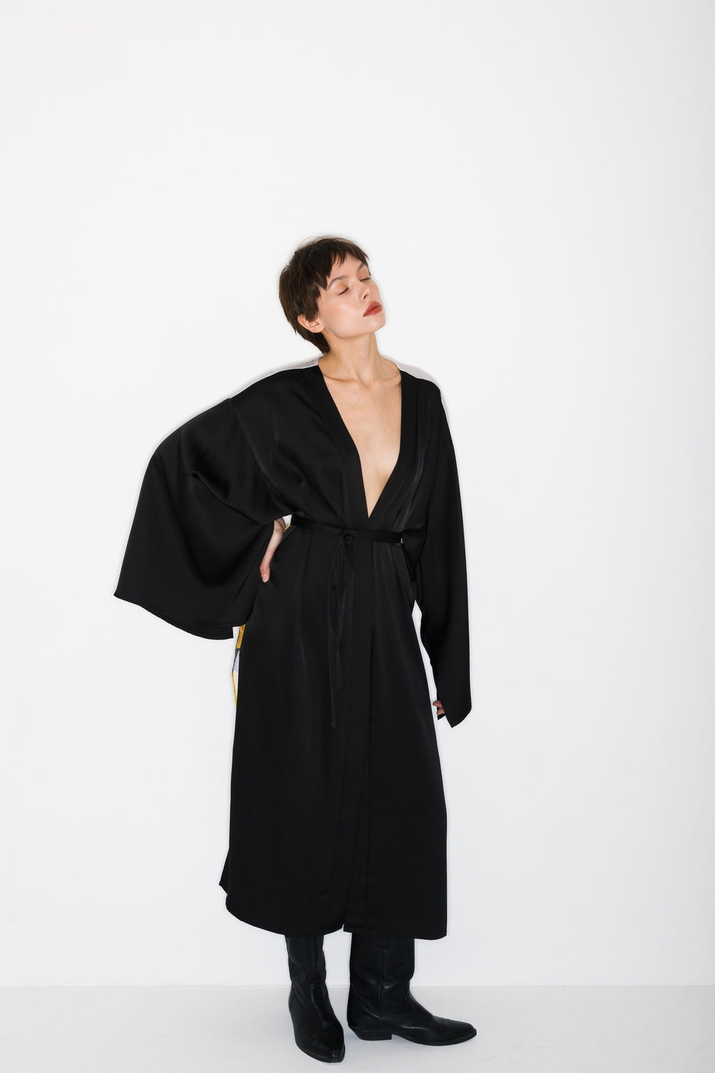 Scattered pears Kimono Black